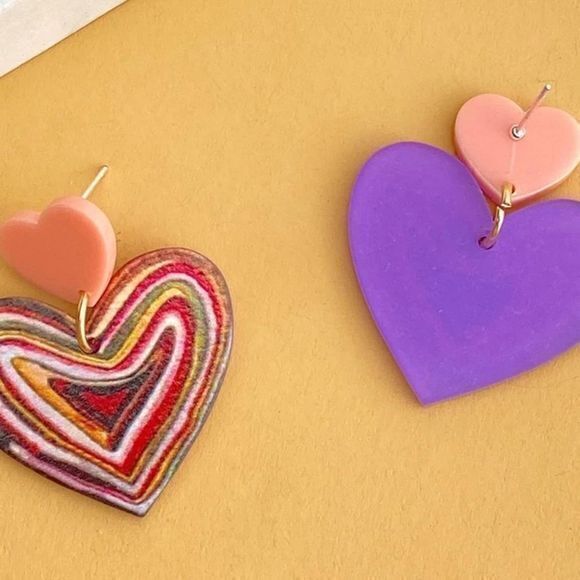 New in‎ Packaging Color Block Heart Earrings - Picture 1 of 1